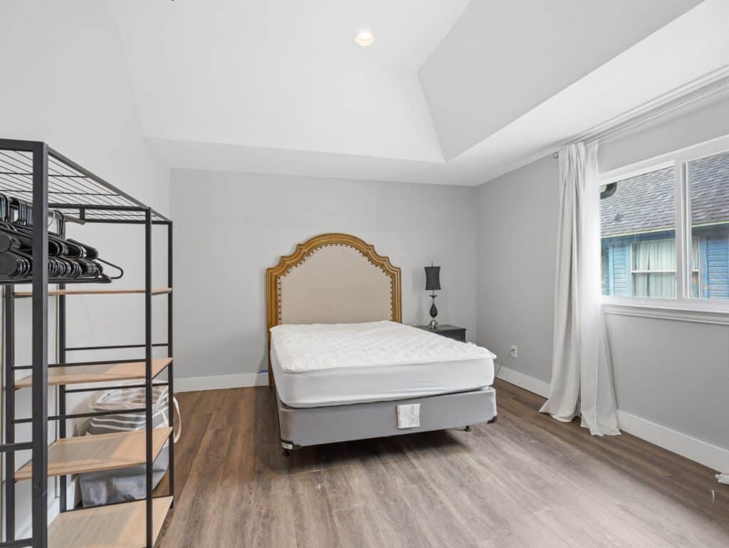 Plano Furnished Rooms: Bills Included