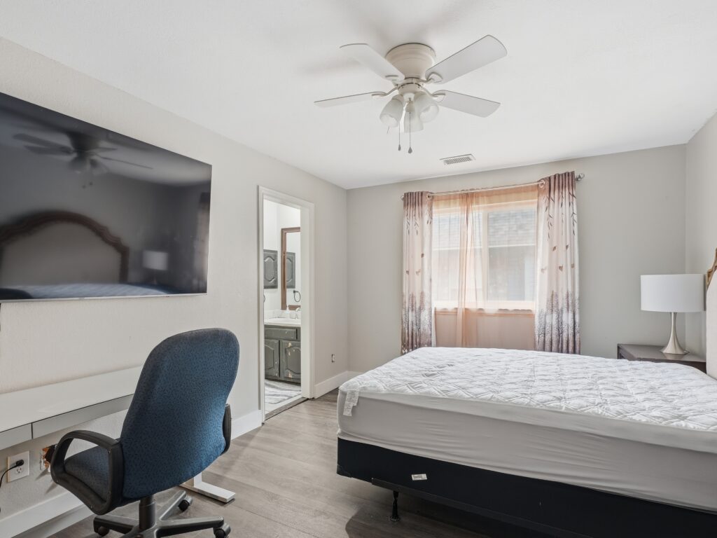 Plano Furnished Rooms: Bills Included