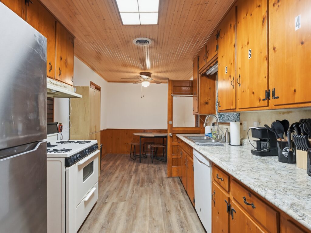 Hurst Furnished Rooms: Bills Included
