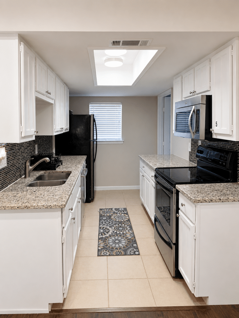Furnished Garland Rooms – Wi-Fi & Utilities