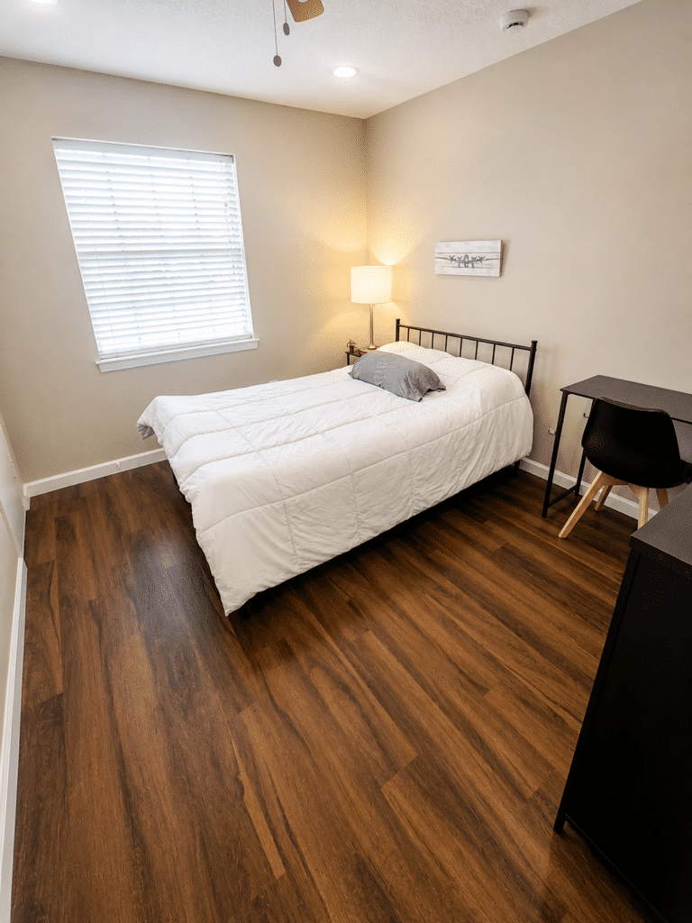 Furnished Garland Rooms – Wi-Fi & Utilities